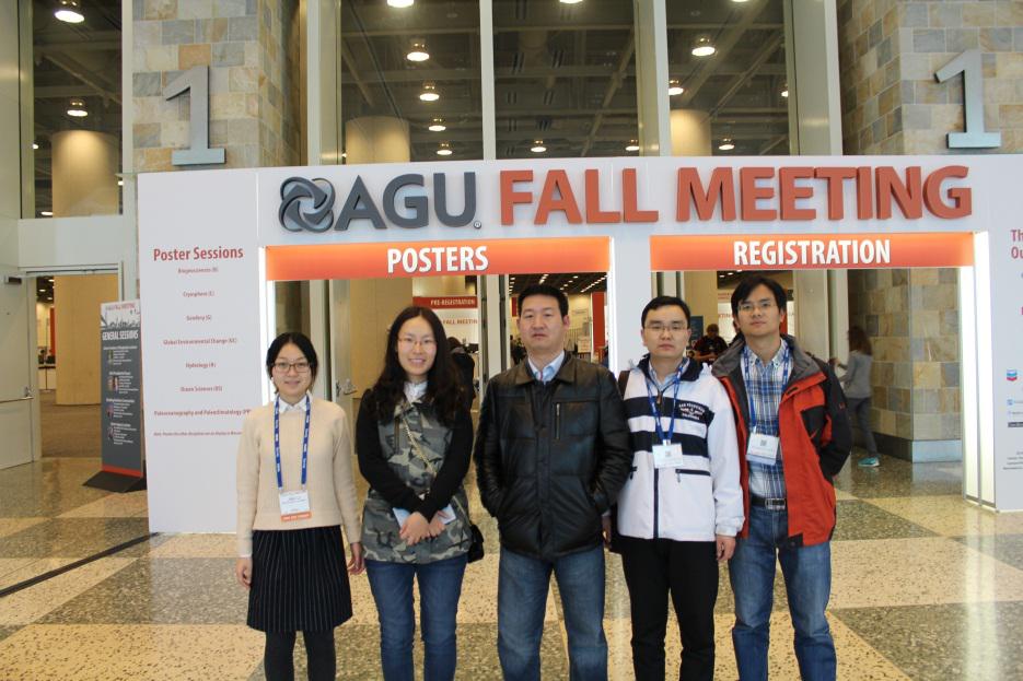 地下小妲己直播与工程系滕彦国教授等人参加2014年AGU秋季会议.jpg