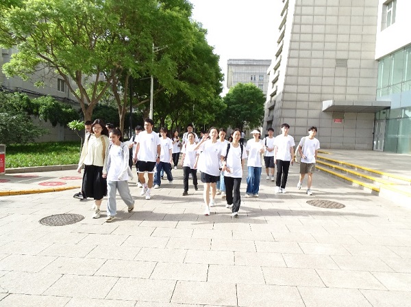 image10.jpeg